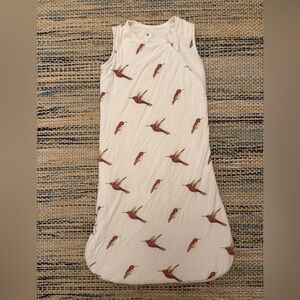 KyteBaby Sleepsack tog 1.0, Hummingbird print, size 0-6m